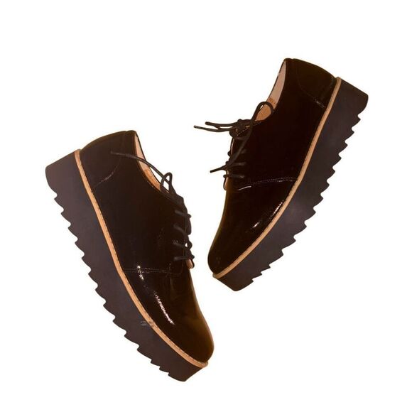 Chinese Laundry Kiss Patent Oxford Shoes - Picture 3 of 6